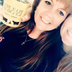 Meet your Posher, Alicia